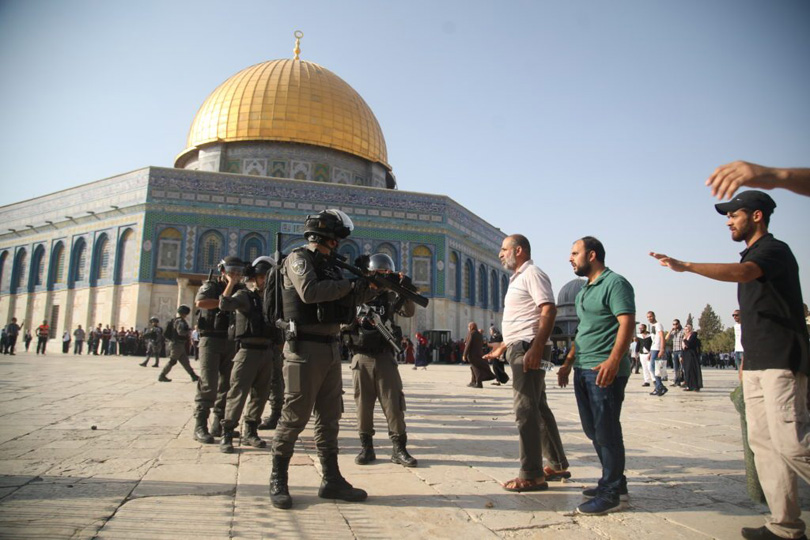 Judaizing Masjid Al-Aqsa: Concept and Policies